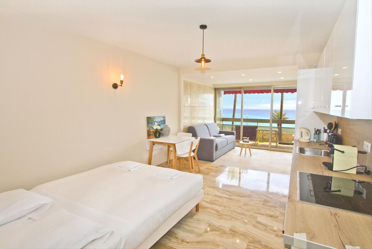 Promenade Holiday - Cosy Sea Front Studio Ницца Экстерьер фото
